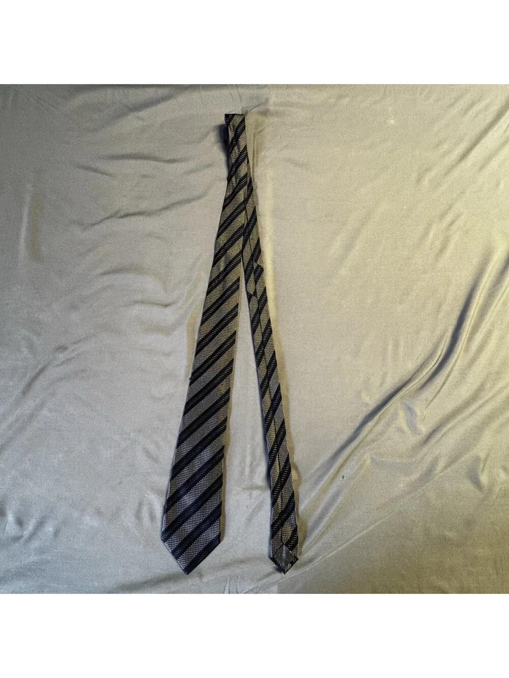 LOEWE Madrid 1846 Mens Silk Tie Made in Spain Navy Blue Grey Striped Necktie⁠